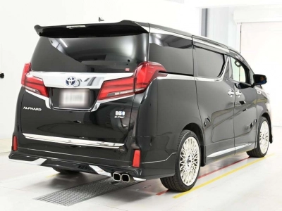 TOYOTA ALPHARD HYBRID