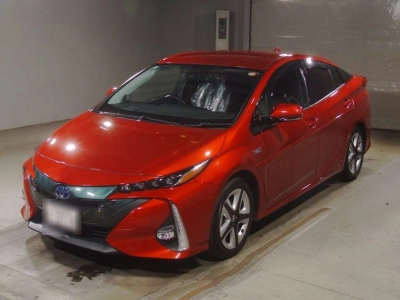 TOYOTA PRIUS PHV