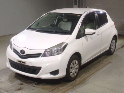 TOYOTA VITZ