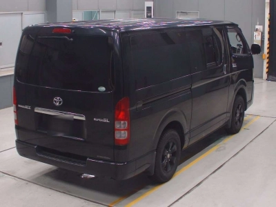 TOYOTA REGIUS VAN