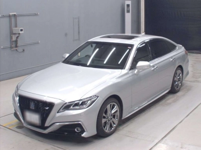 TOYOTA CROWN HYBRID