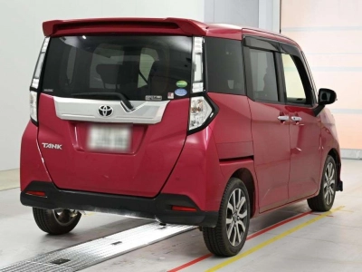 TOYOTA TANK