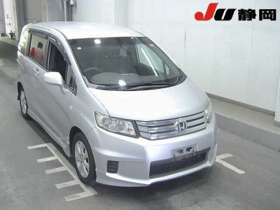 HONDA FREED SPIKE