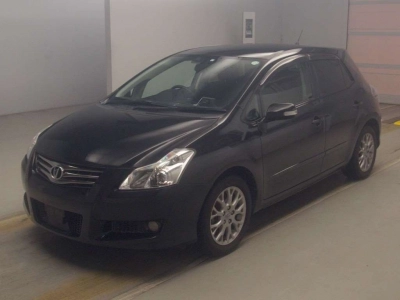 TOYOTA BLADE