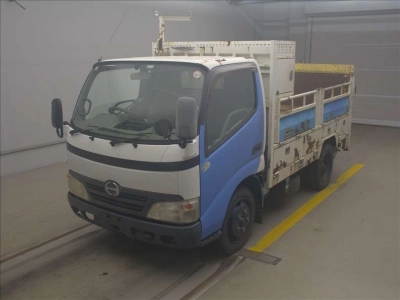 HINO DUTRO