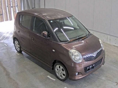 SUZUKI MRWAGON