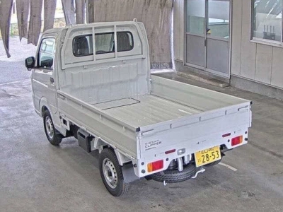 NISSAN CLIPPER