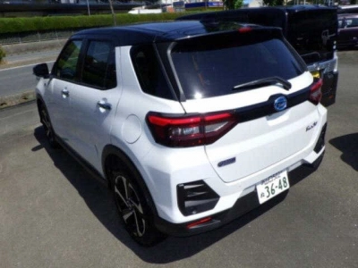 DAIHATSU ROCKY