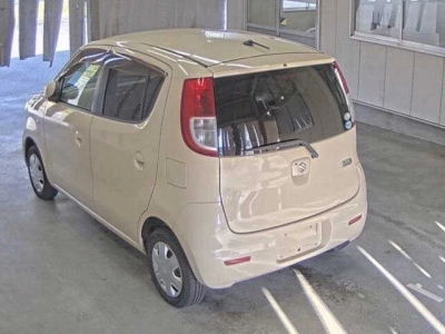 SUZUKI MRWAGON