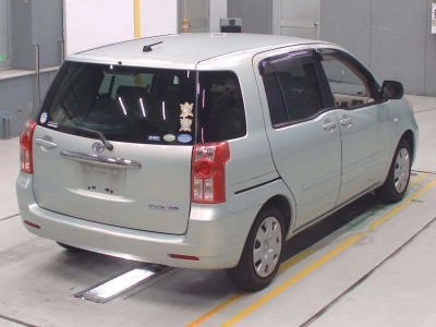 TOYOTA RAUM