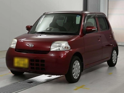 DAIHATSU ESSE