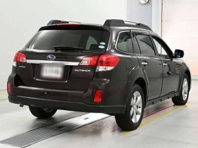 SUBARU OUTBACK