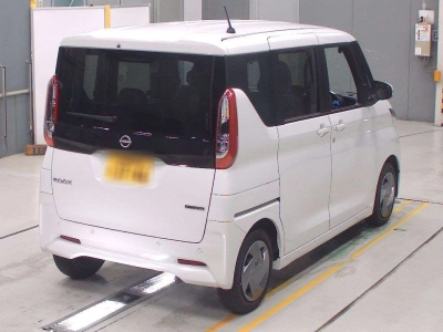 NISSAN ROOX