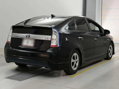 TOYOTA PRIUS PHV