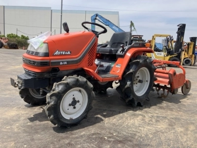 KUBOTA KUBOTA
