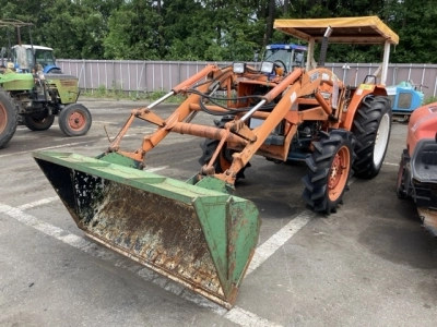 KUBOTA KUBOTA