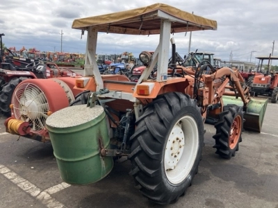 KUBOTA KUBOTA