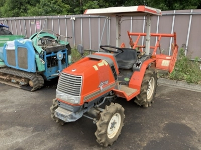 KUBOTA KUBOTA