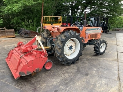 KUBOTA KUBOTA