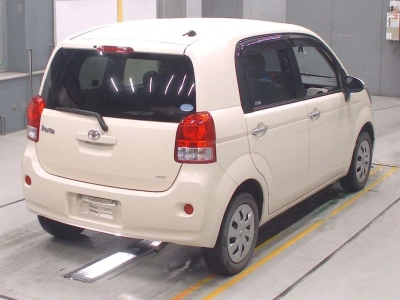 TOYOTA PORTE