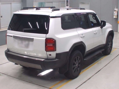 TOYOTA LAND CRUISER 250
