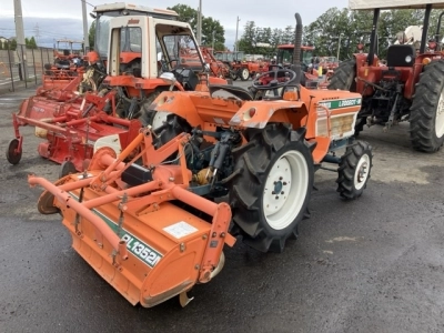 KUBOTA KUBOTA