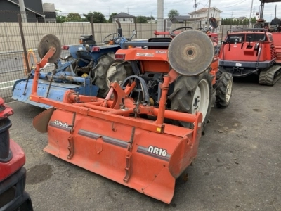 KUBOTA KUBOTA