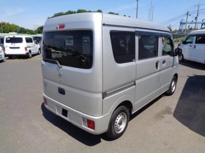 NISSAN NV100 CLIPPER