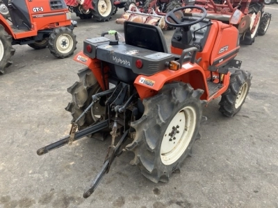 KUBOTA KUBOTA