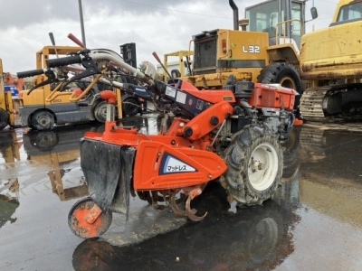KUBOTA KUBOTA