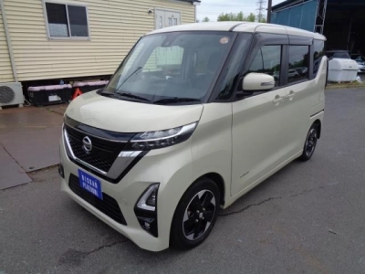 NISSAN ROOX