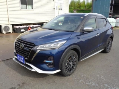 NISSAN KICKS