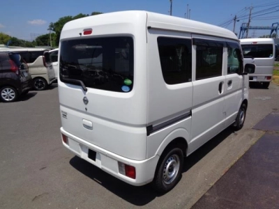 NISSAN NV100 CLIPPER