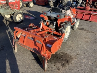 KUBOTA KUBOTA
