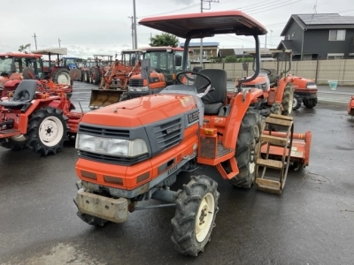 KUBOTA KUBOTA