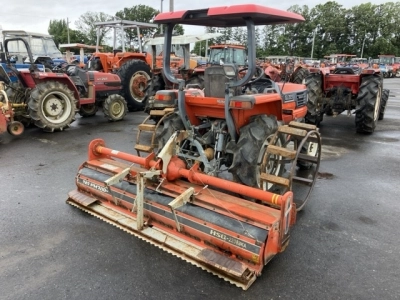 KUBOTA KUBOTA