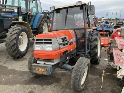 KUBOTA KUBOTA
