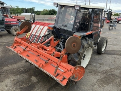 KUBOTA KUBOTA