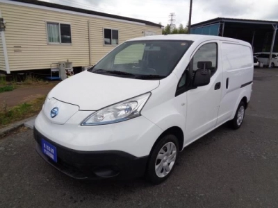 NISSAN E-NV200 VAN