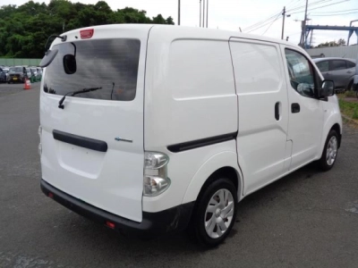 NISSAN E-NV200 VAN