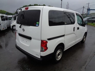 NISSAN NV200 VANETTE VAN