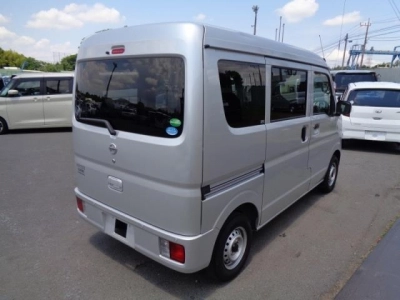 NISSAN NV100 CLIPPER