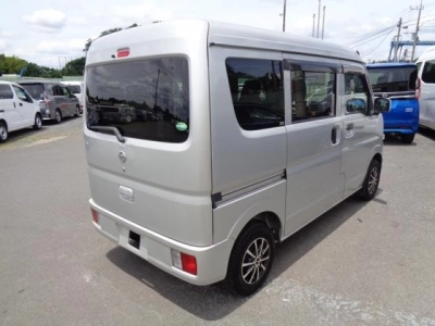 NISSAN NV100 CLIPPER