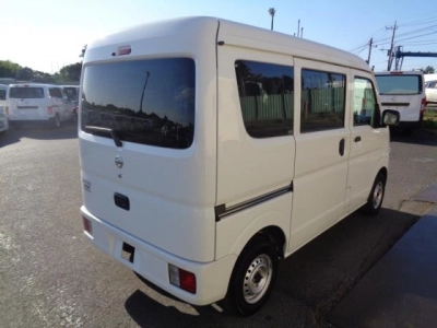 NISSAN NV100 CLIPPER
