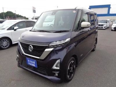 NISSAN ROOX