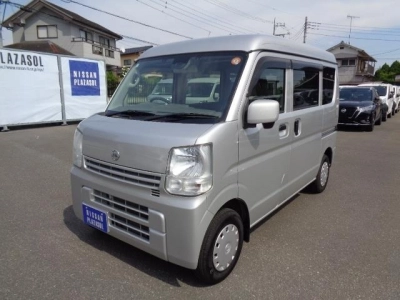 NISSAN CLIPPER VAN