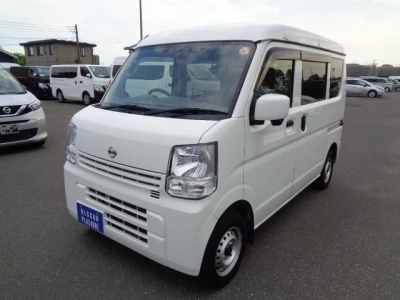 NISSAN CLIPPER VAN