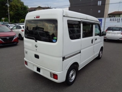 NISSAN CLIPPER VAN