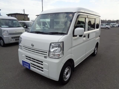 NISSAN CLIPPER VAN