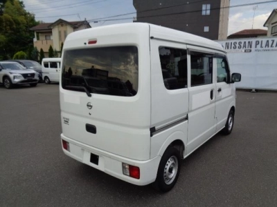 NISSAN CLIPPER VAN